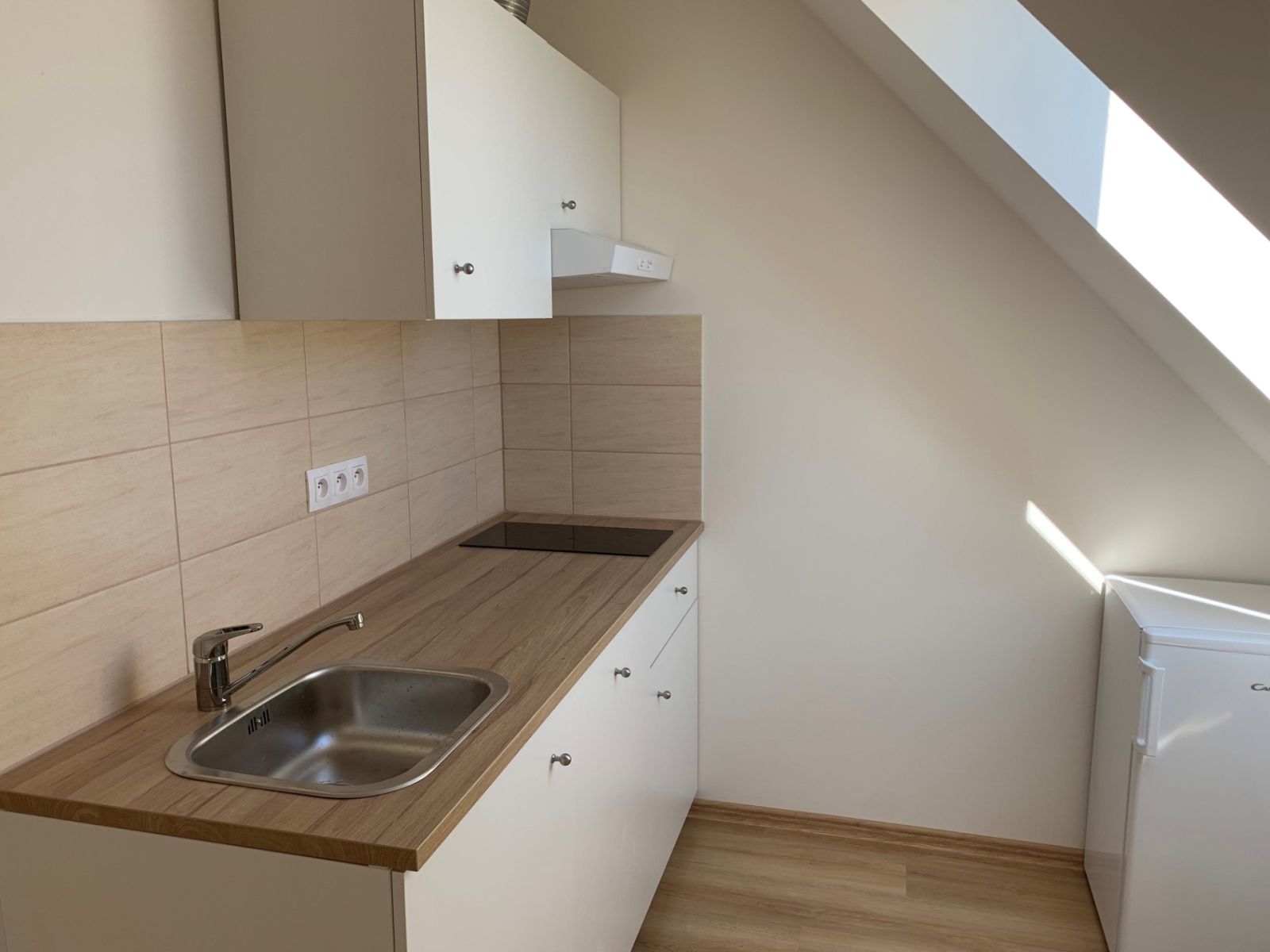 Pronájem bytu 1+kk 18 m²