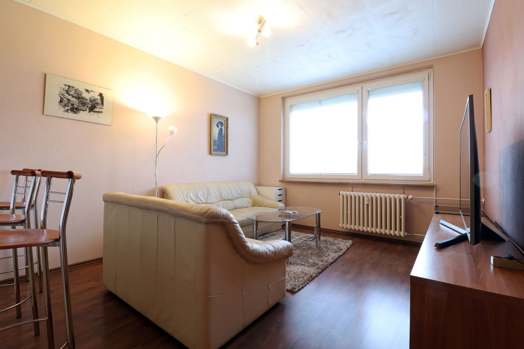 Pronájem bytu 2+kk 41 m² — photo 2