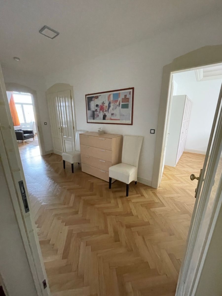 Pronájem bytu 2+kk 75 m²