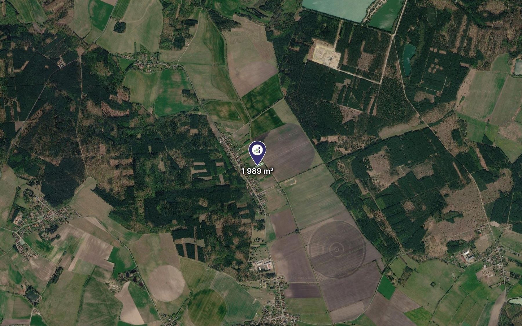 Prodej pozemku 1.989 m² — photo 2