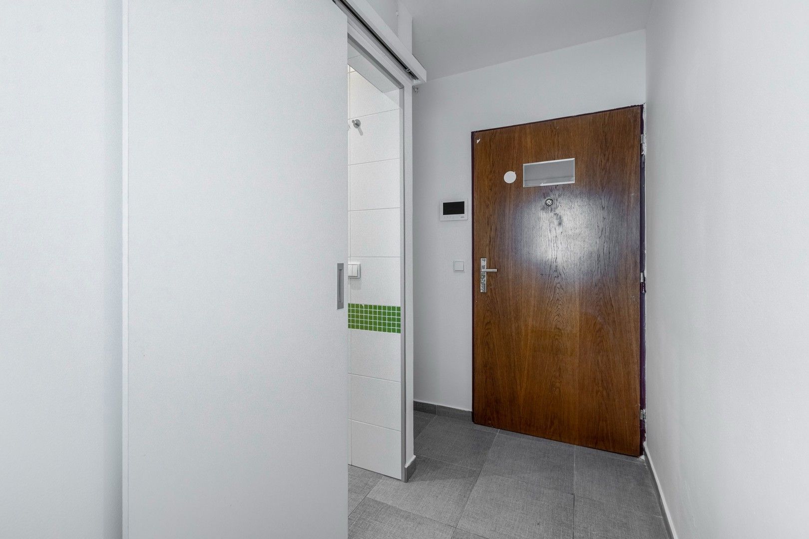 Pronájem bytu 1+kk 29 m², Praha – náhled fotky 8