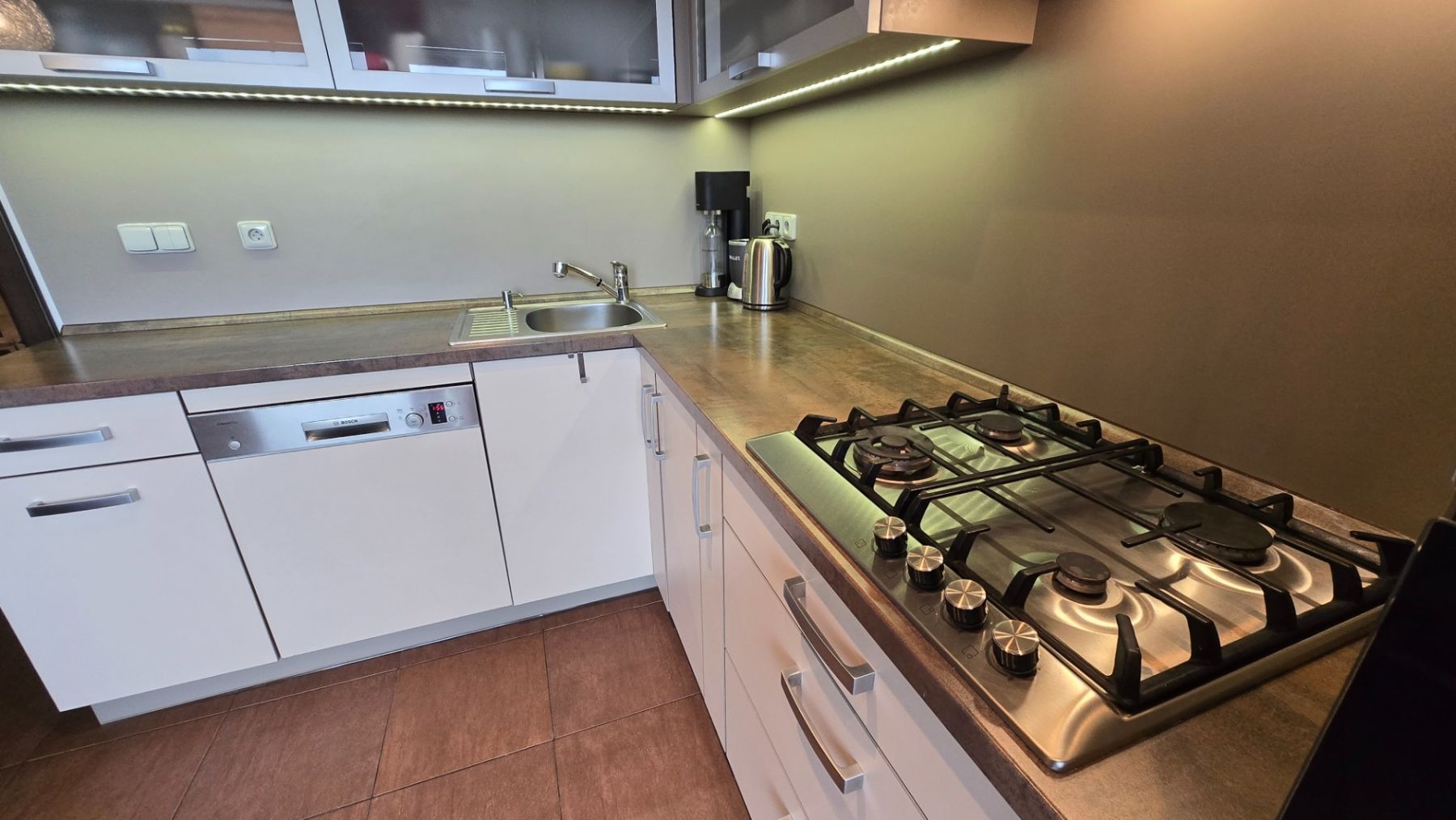 Prodej bytu 3+1 68 m² — photo 3