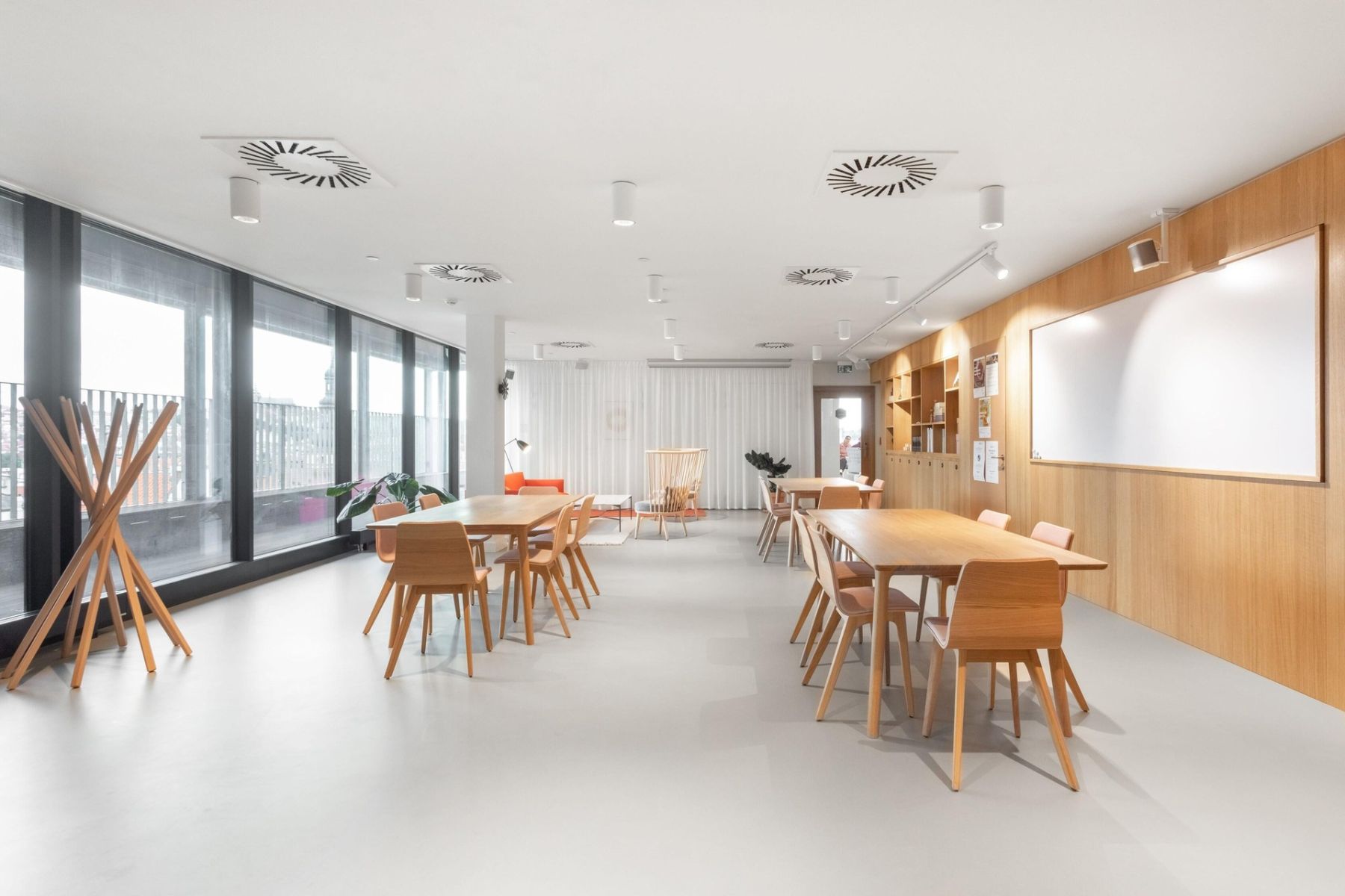 Pronájem kanceláře 120 m² — photo 5