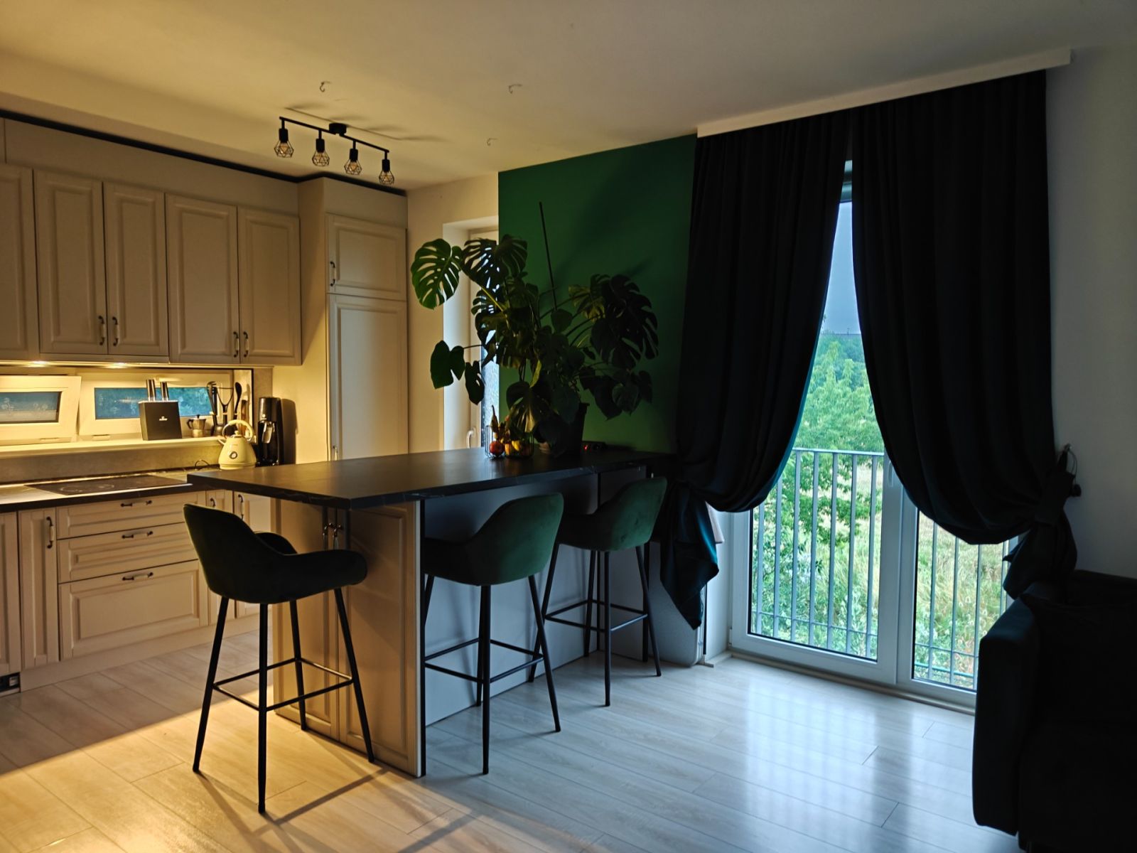 Pronájem bytu 3+kk 80 m²