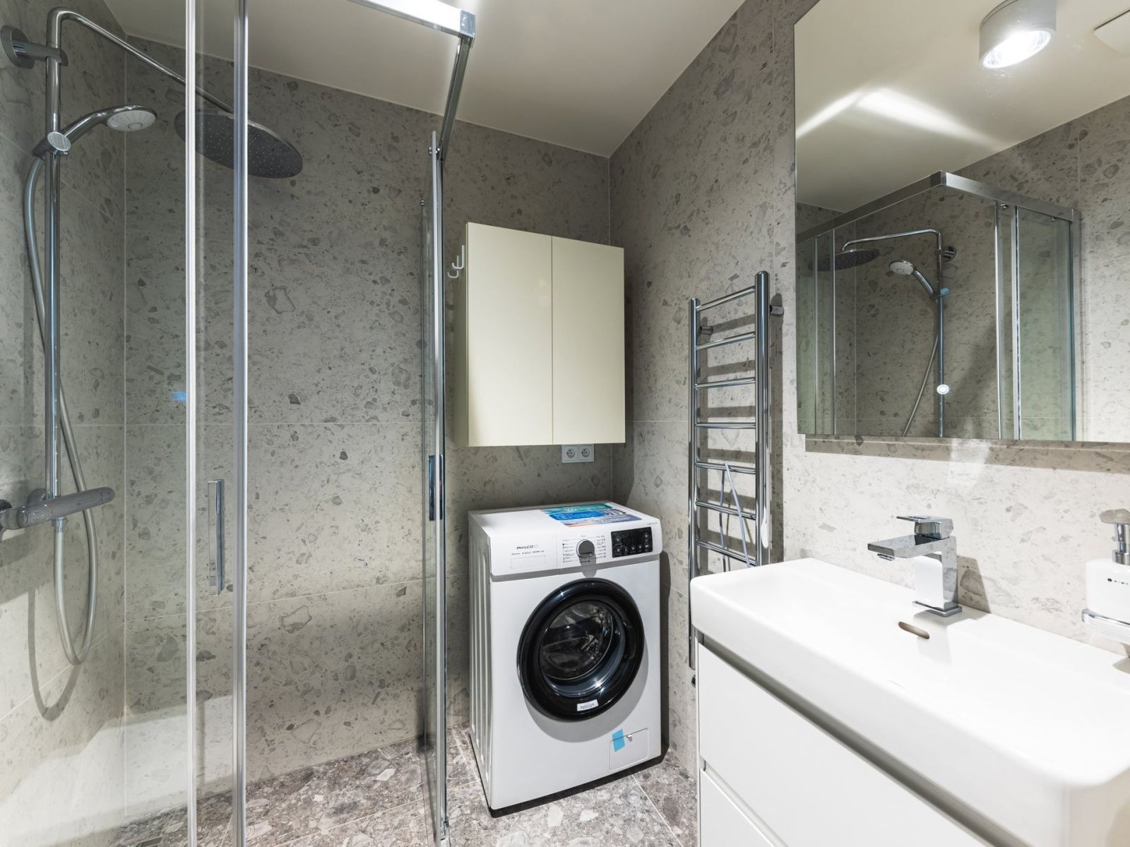 Pronájem bytu 2+kk 41 m², Praha – náhled fotky 7