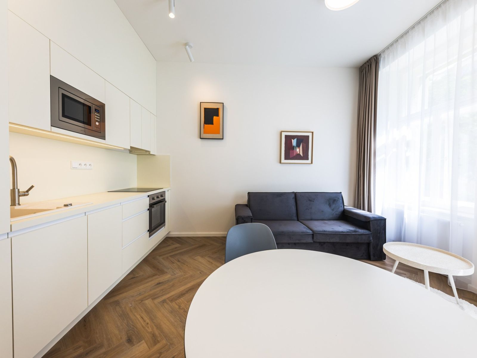Pronájem bytu 2+kk 42 m² — photo 4