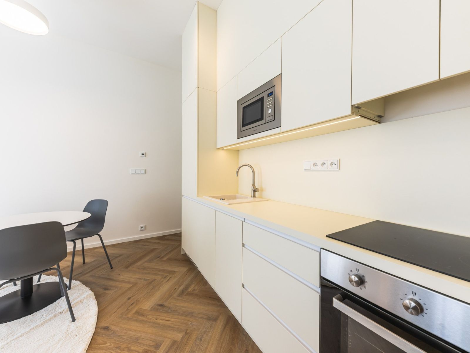 Pronájem bytu 2+kk 42 m², Praha – náhled fotky 6
