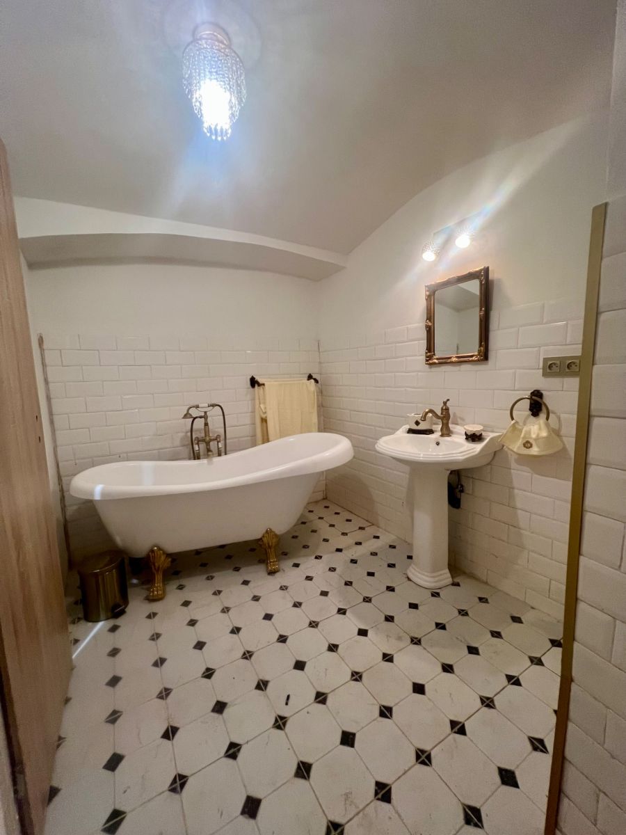 Prodej domu ostatni 470 m², Volfartice – náhled fotky 7
