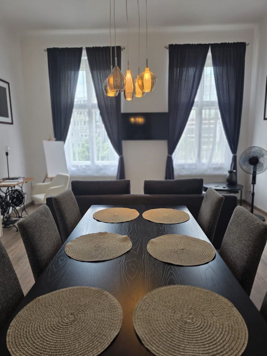 Pronájem bytu  82 m²