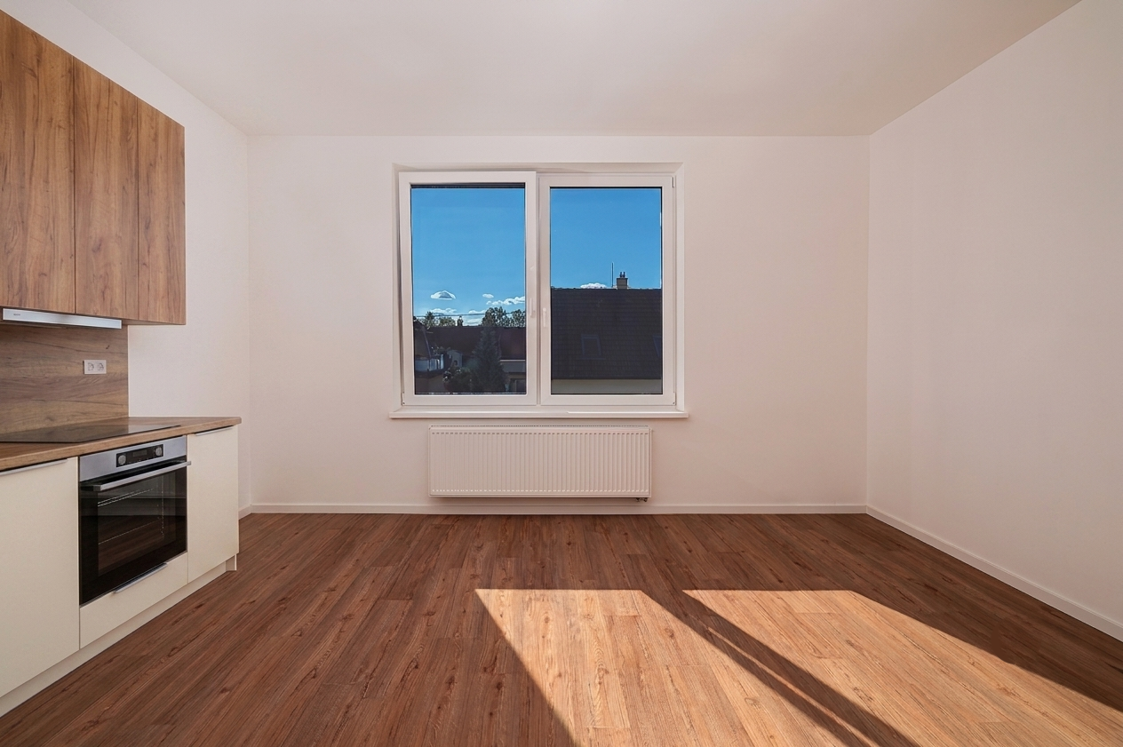 Pronájem bytu 2+kk 43 m² — photo 2