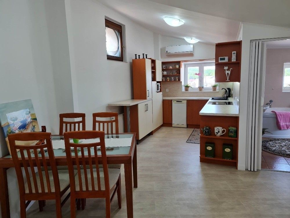 Pronájem bytu 2+kk 51 m²