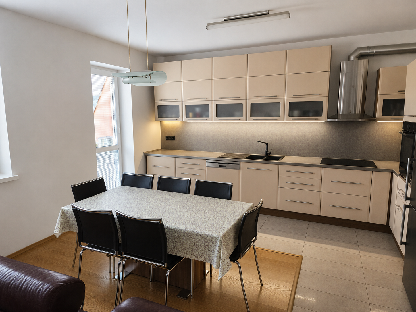 Predaj bytu 5-izbový 180 m² — photo 3