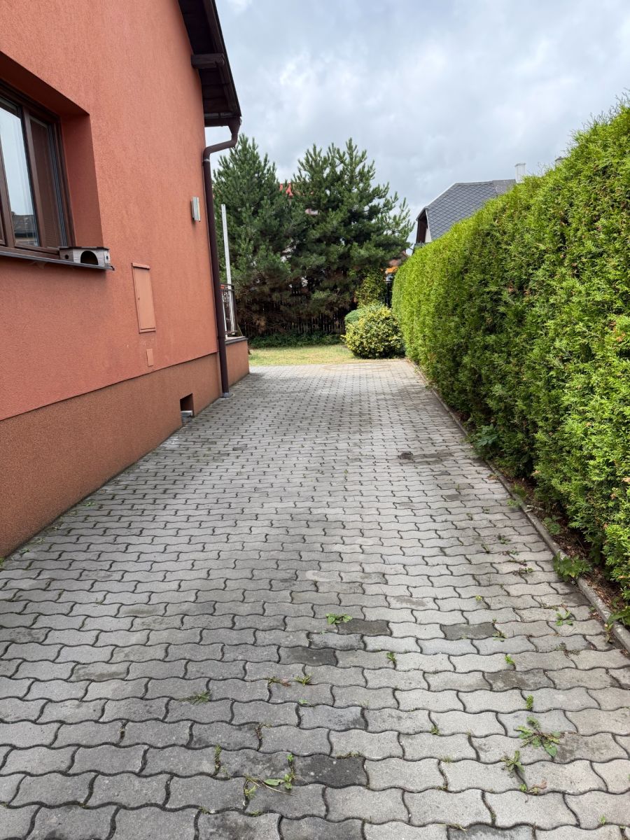 Pronájem domu 160 m², pozemek 285 m² — photo 2