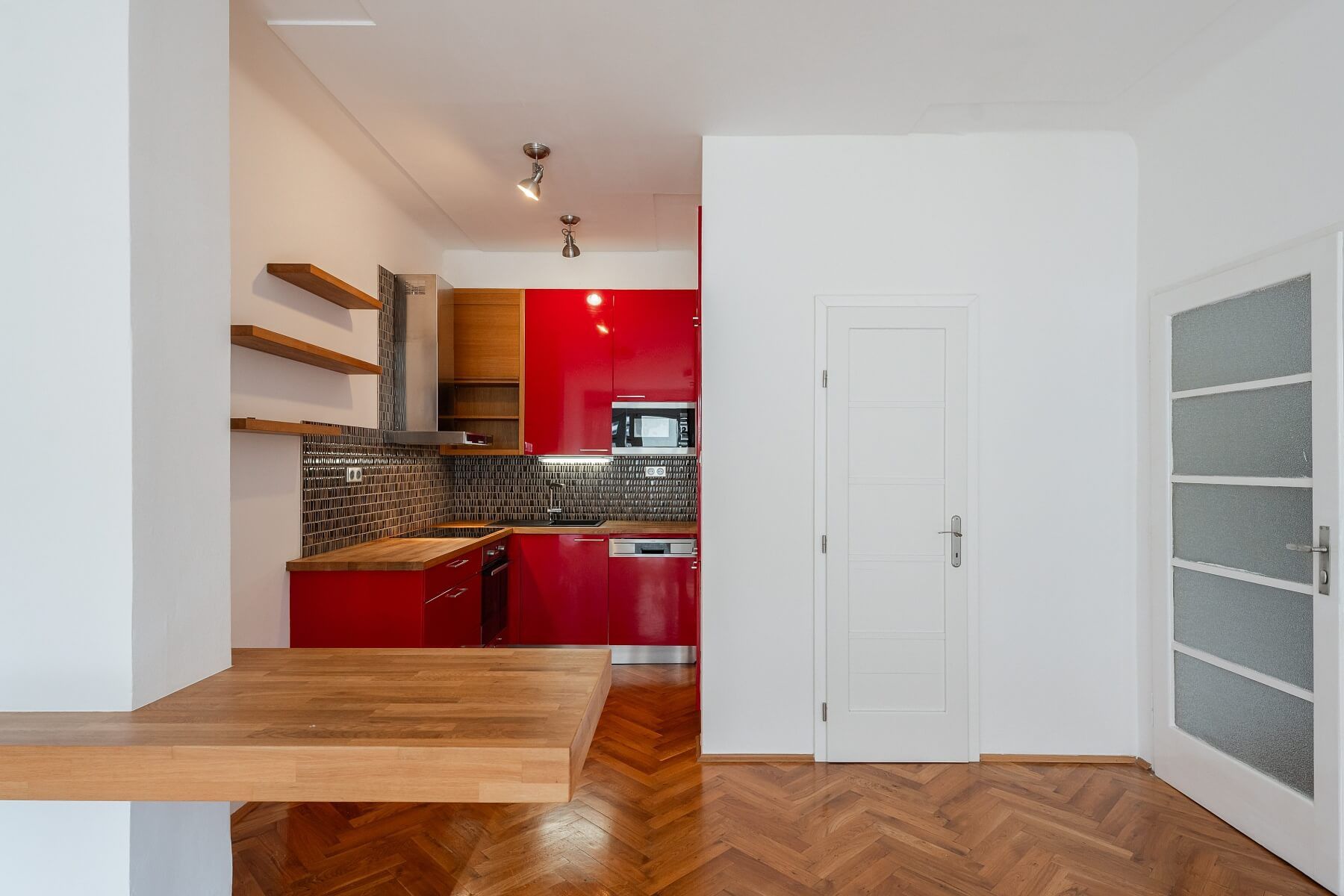 Pronájem bytu 2+kk 56 m² — photo 3