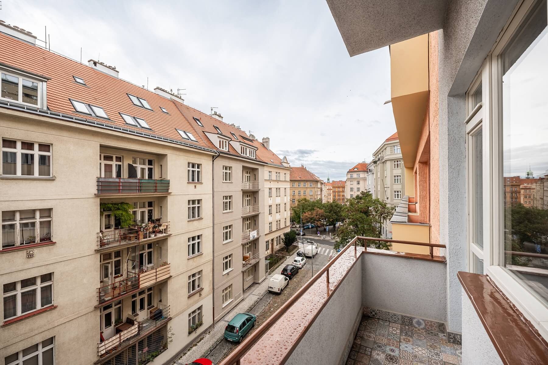 Pronájem bytu 2+kk 56 m² — photo 2