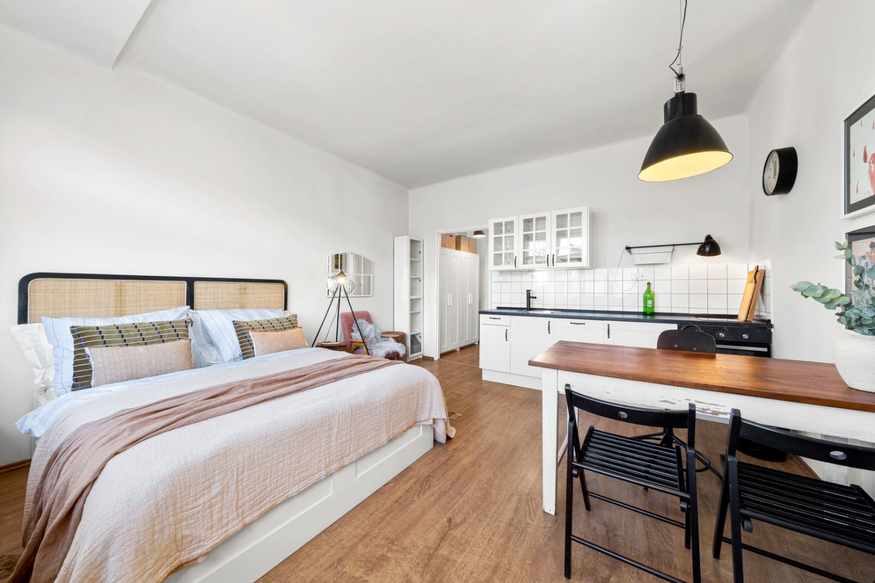 Pronájem bytu 1+kk 27 m² — photo 3
