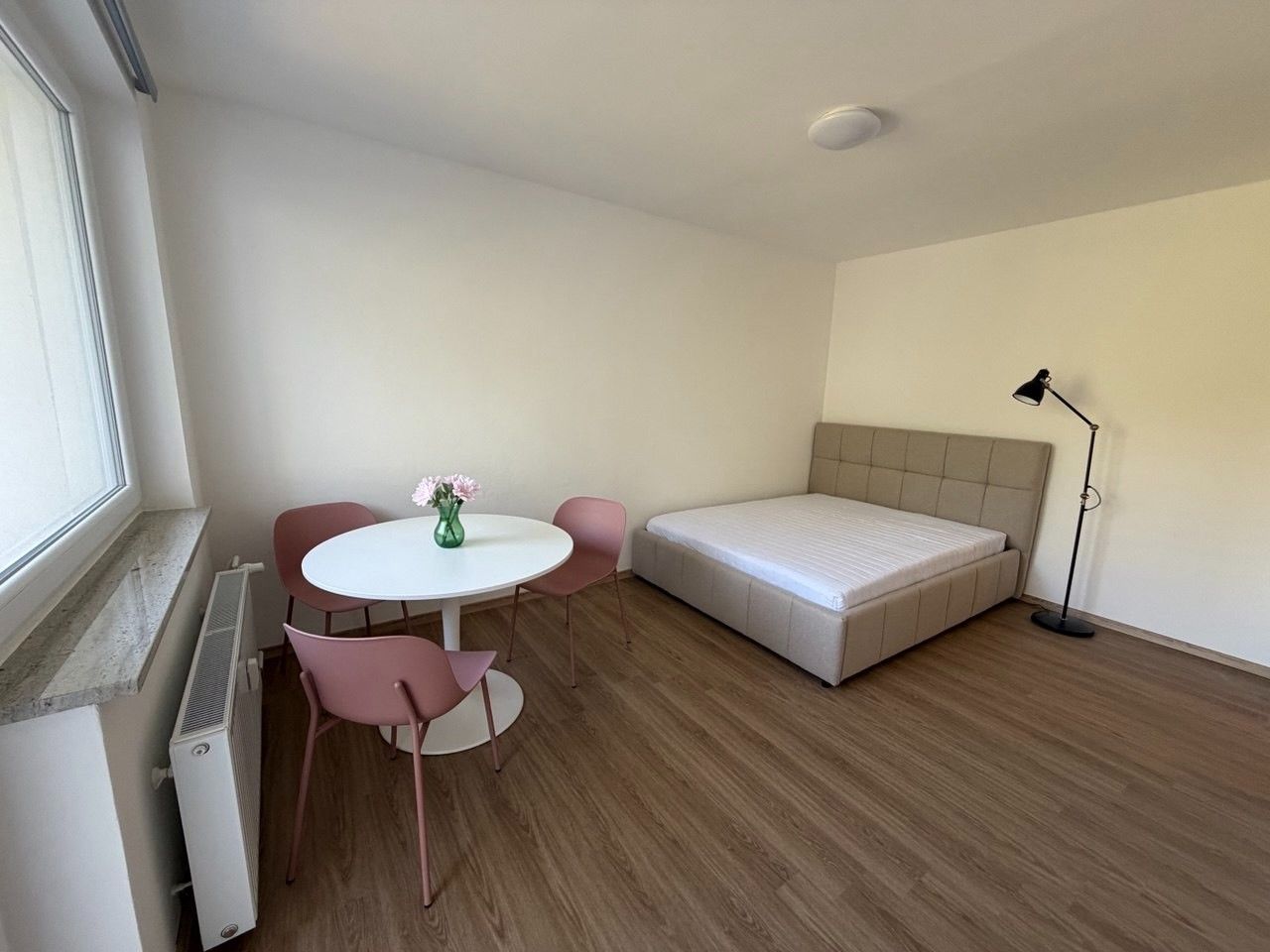 Pronájem bytu 1+kk 33 m² — photo 3