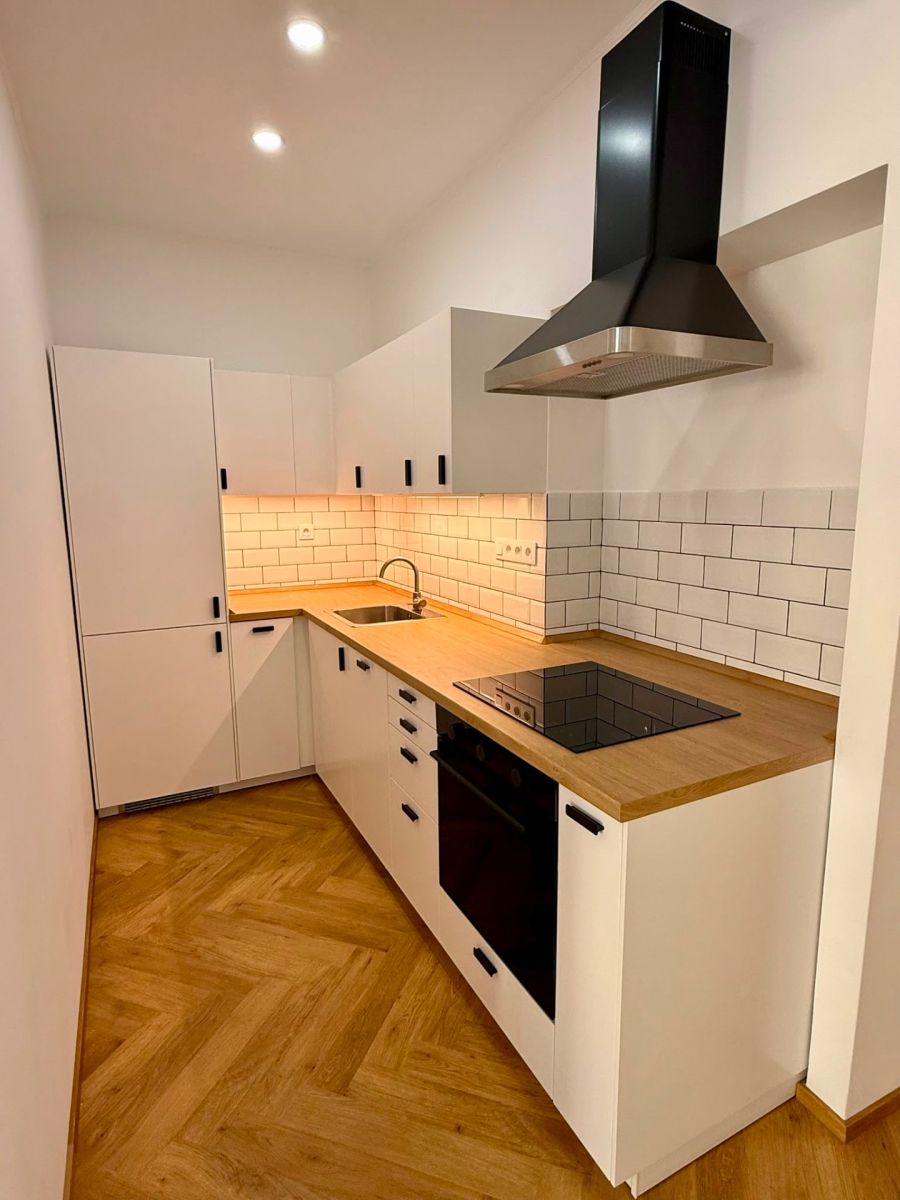 Pronájem bytu 3+kk 61 m²