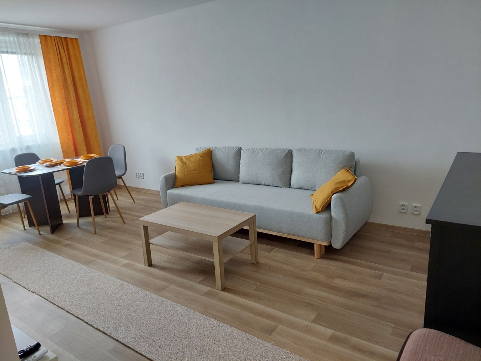 Pronájem bytu 3+1 77 m² — photo 3