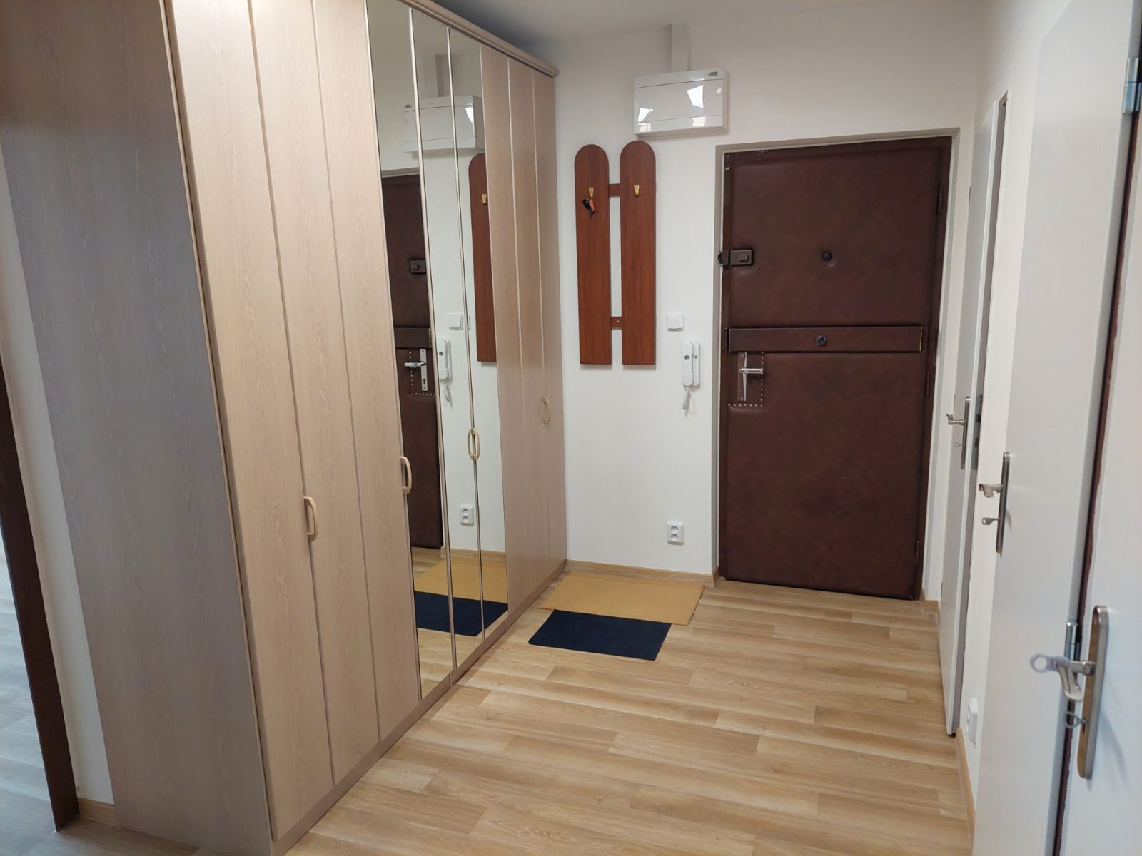 Pronájem bytu 3+1 77 m² — photo 4