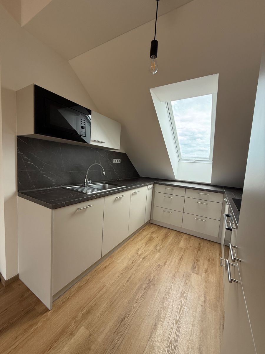 Pronájem bytu 3+kk 64 m² — photo 2