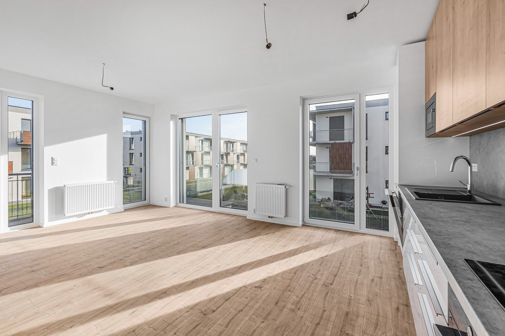 Pronájem bytu 3+kk 79 m² — photo 2