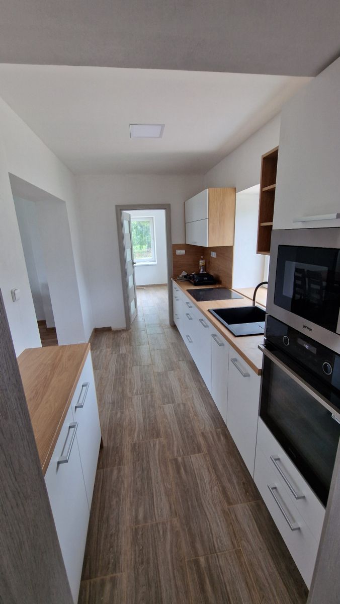 Pronájem bytu 2+kk 69 m² — photo 2