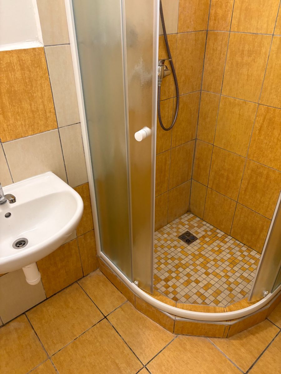 Pronájem bytu 2+kk 42 m² — photo 3