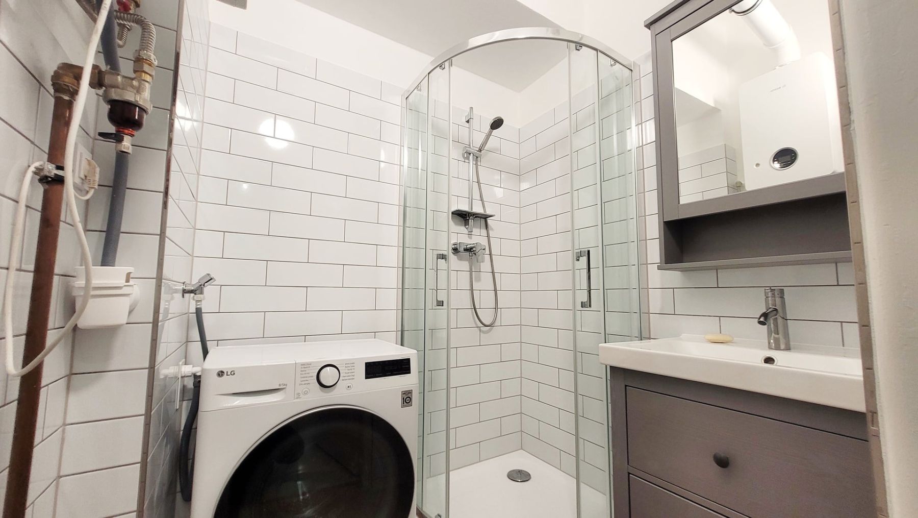 Pronájem bytu 2+kk 45 m² — photo 3