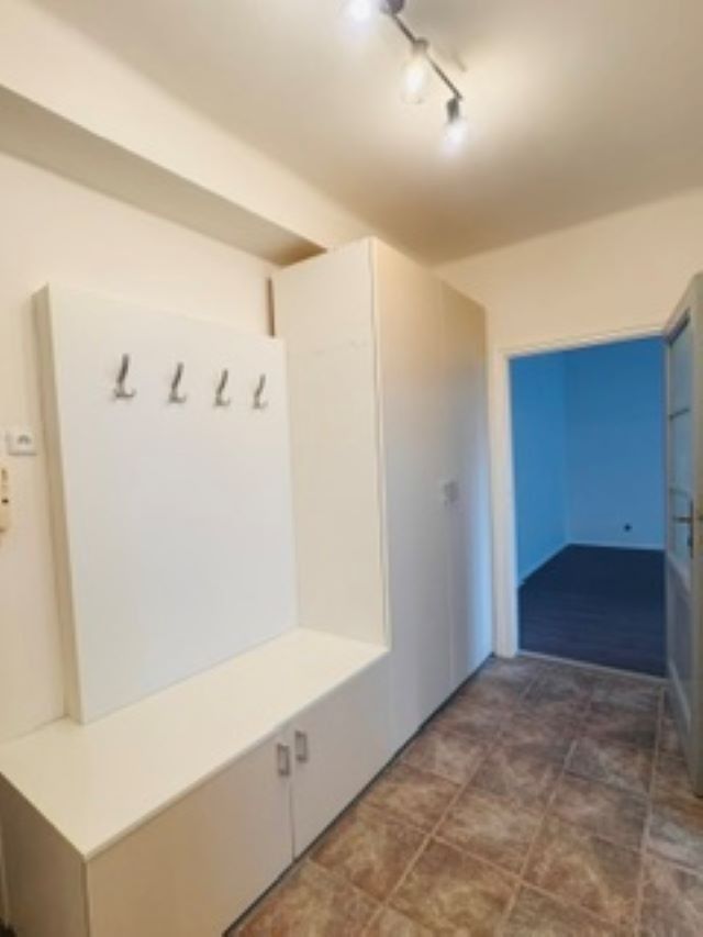 Pronájem bytu 1+1 36 m² — photo 2