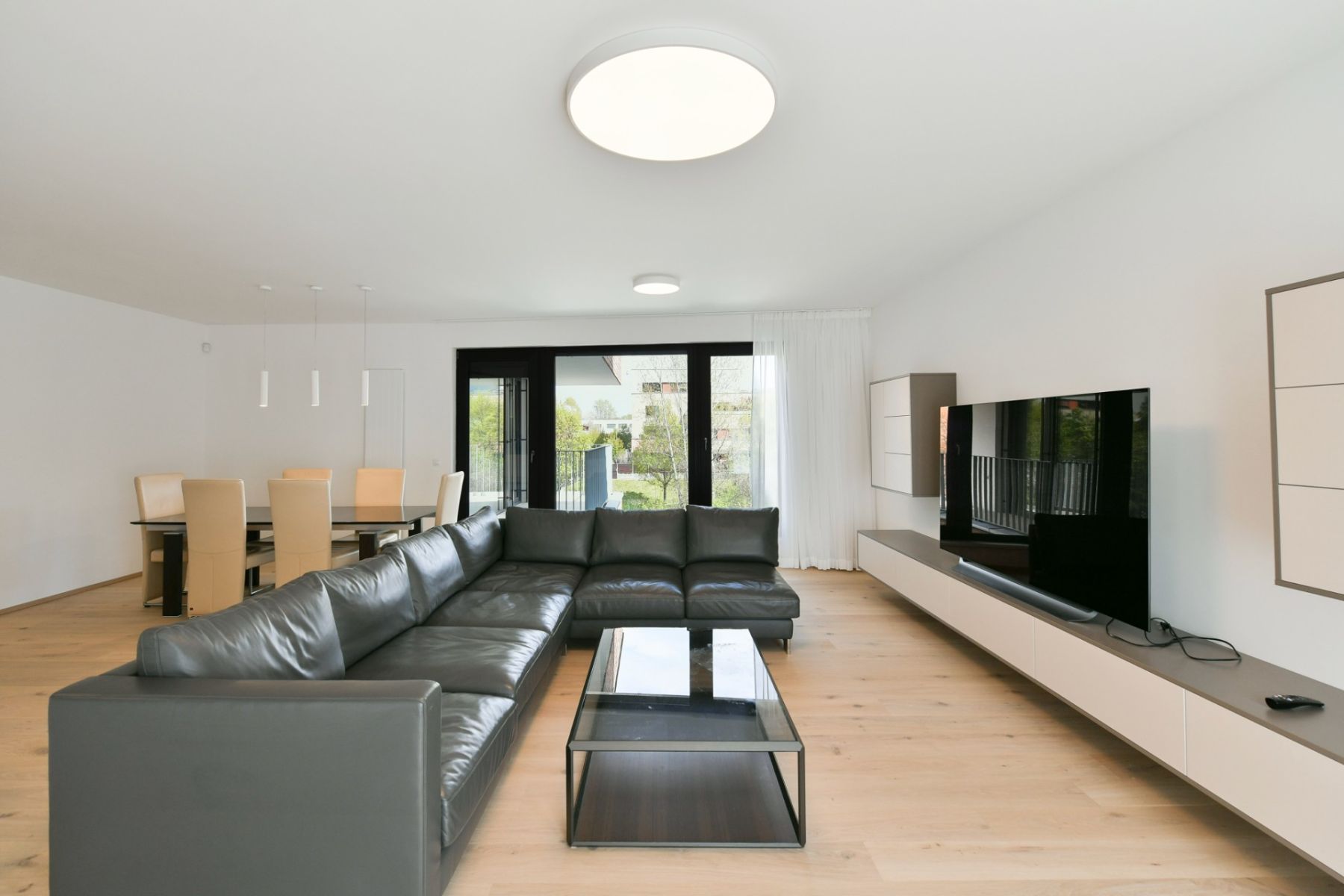 Pronájem bytu 3+kk 115 m² — photo 3