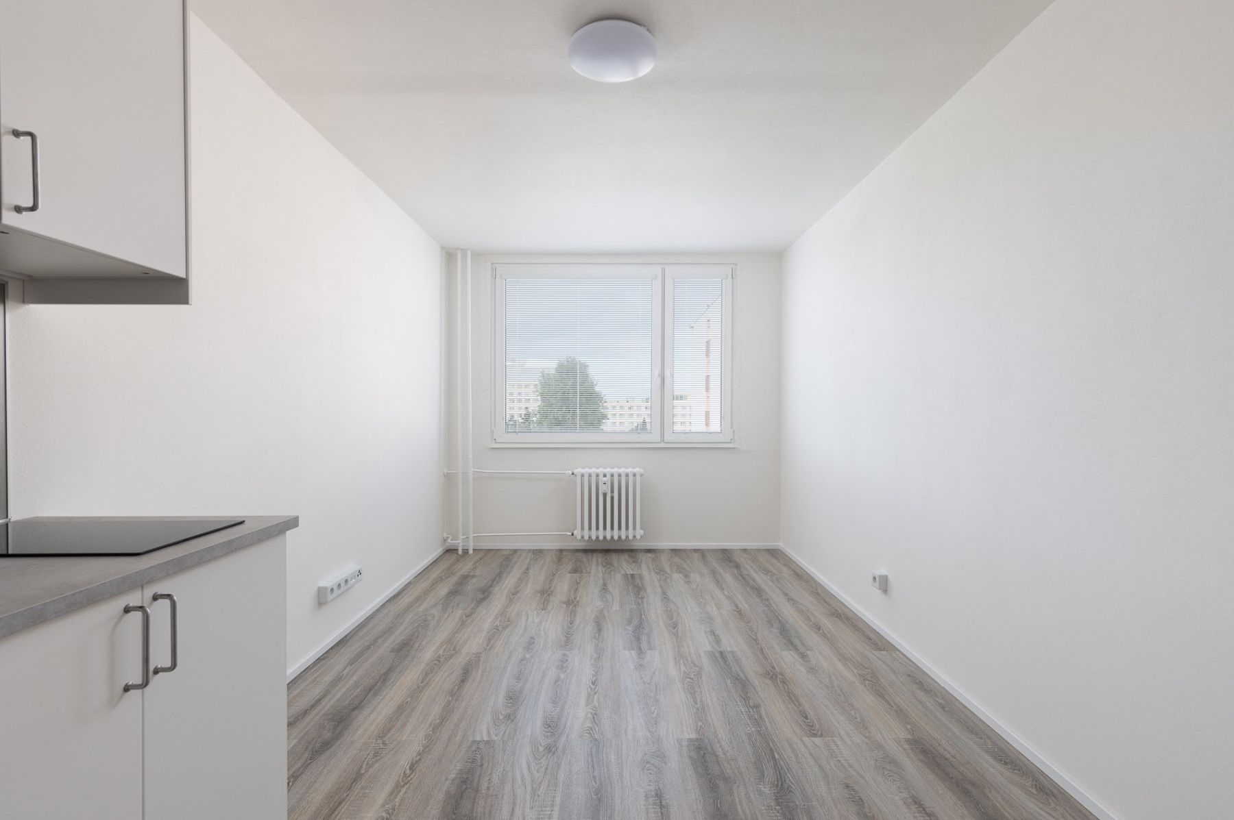 Pronájem bytu 1+kk 23 m² — photo 2