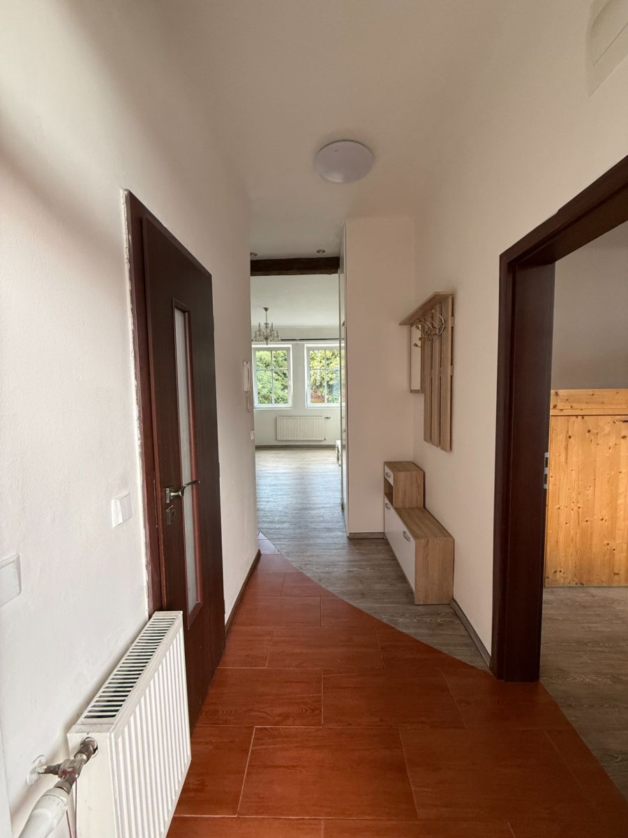 Pronájem bytu 2+kk 40 m² — photo 3