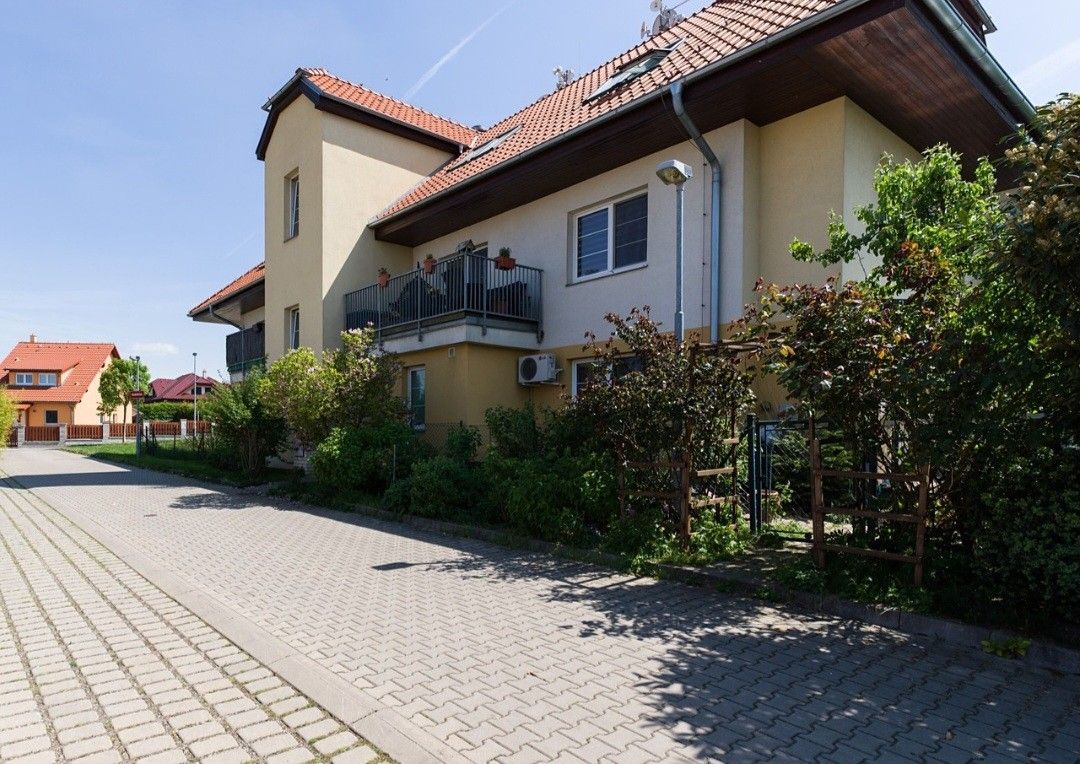 Prodej bytu 3+kk 65 m² — photo 2