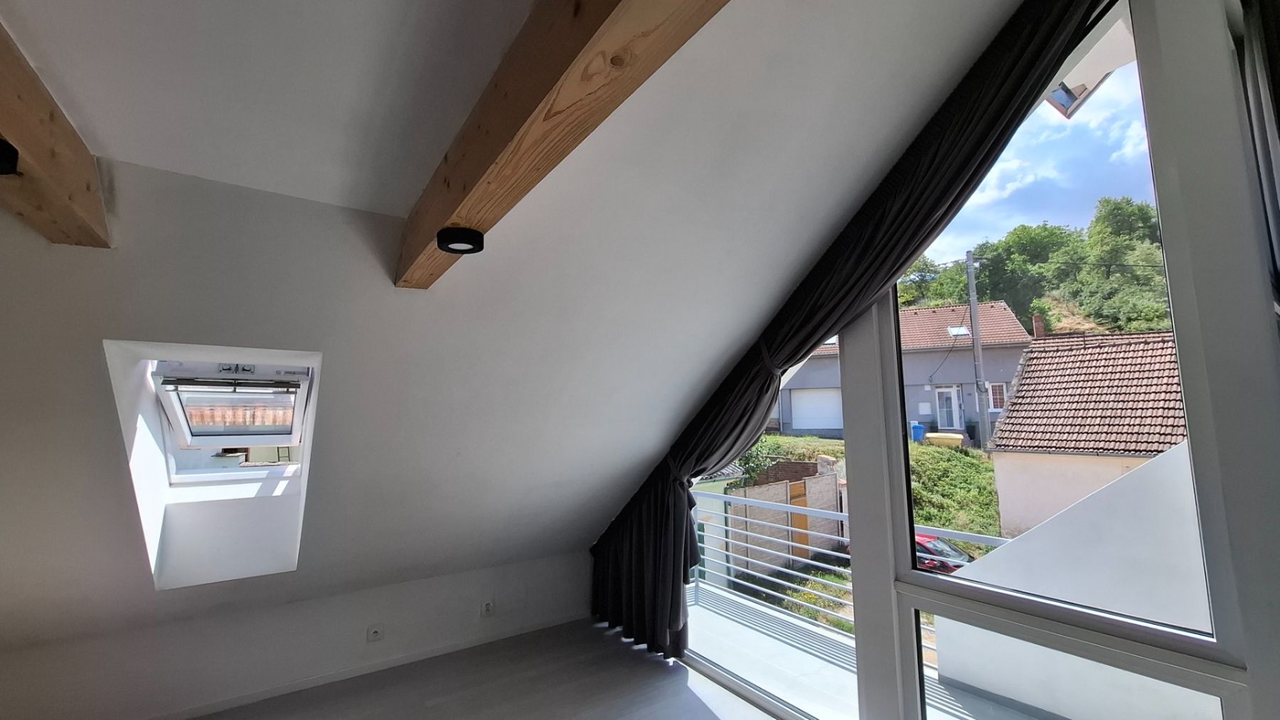 Pronájem domu 160 m², pozemek 1 m² — photo 2