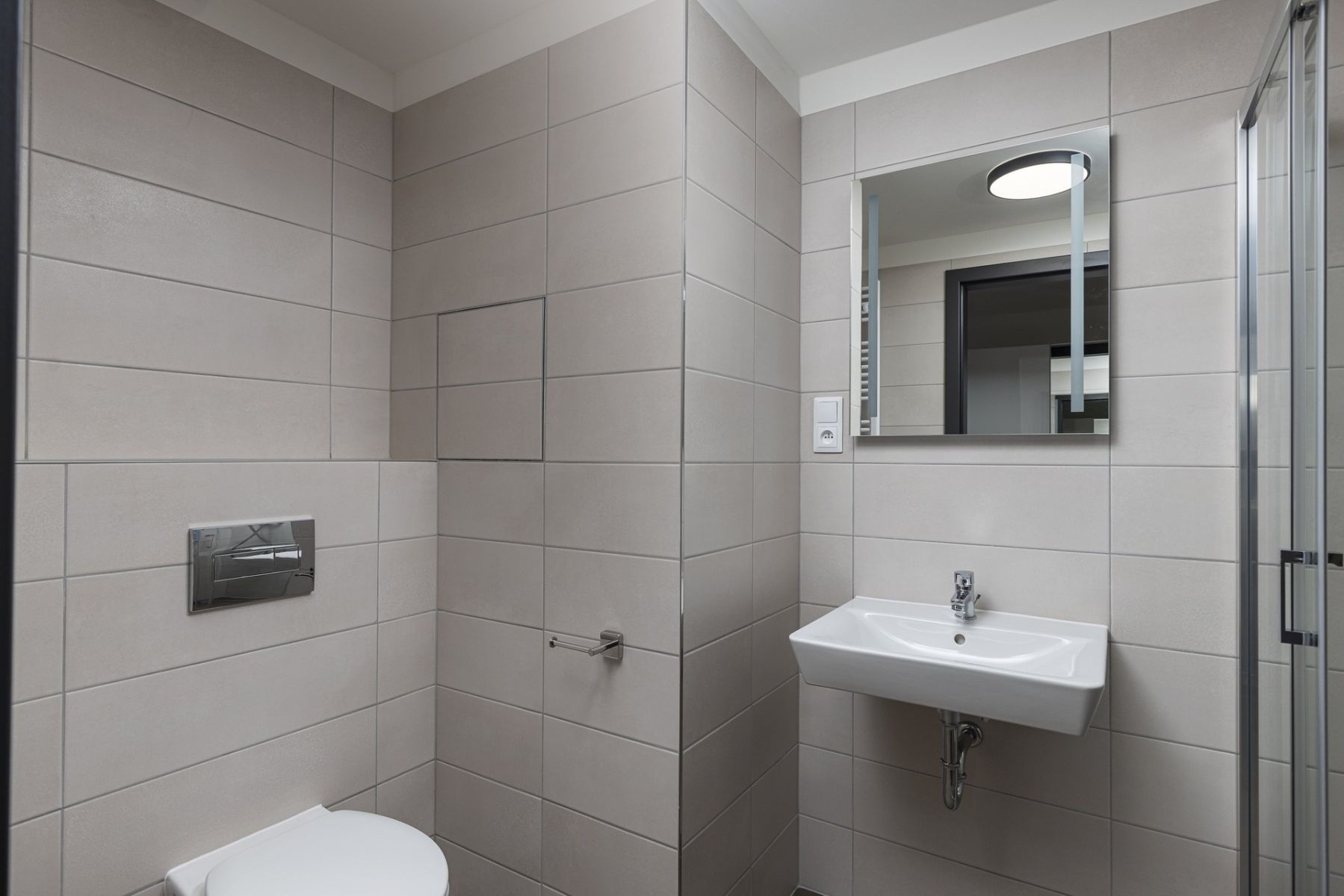 Pronájem bytu 1+kk 33 m² — photo 2