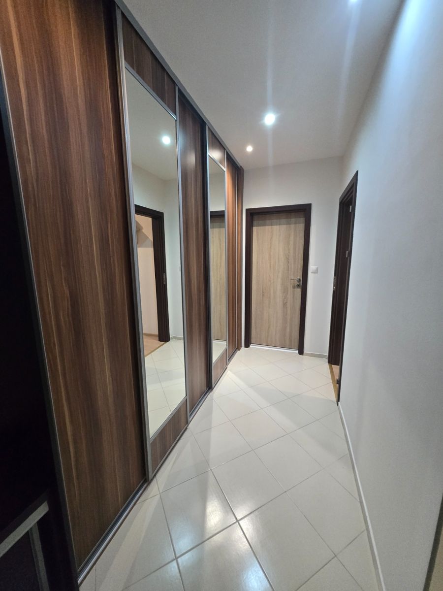 Prenájom bytu 2-izbový 45 m² — photo 2