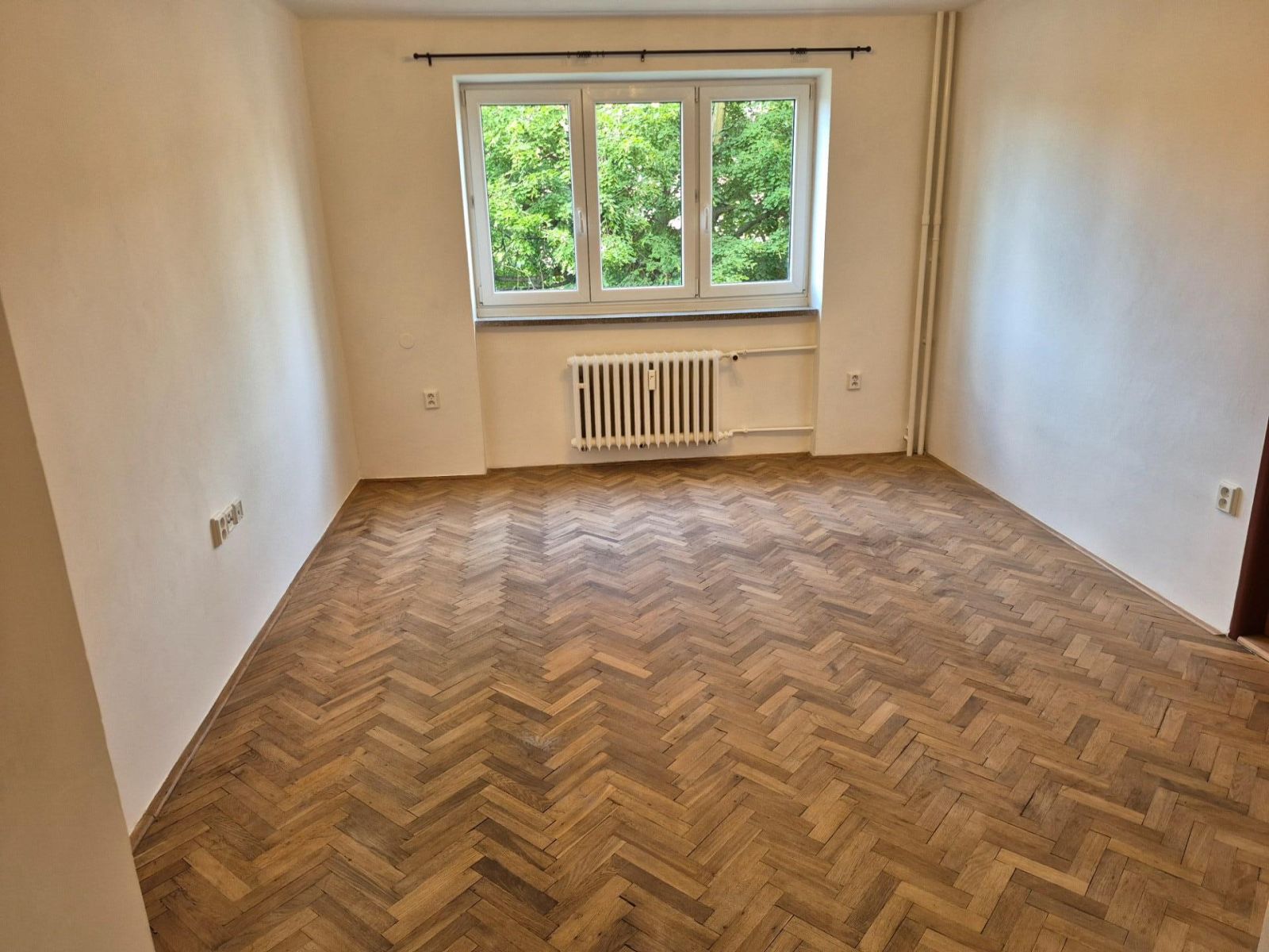 Pronájem bytu 2+1 56 m² — photo 3