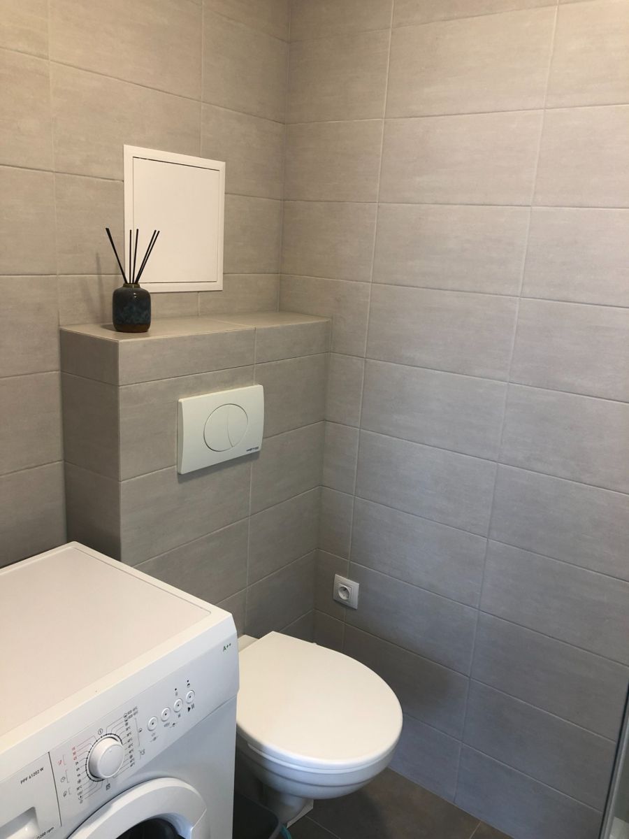 Pronájem bytu 1+kk 20 m² — photo 3
