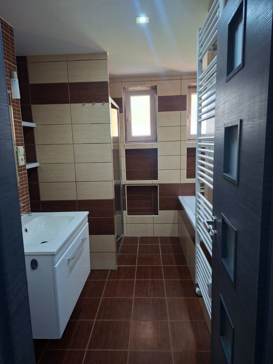 Pronájem bytu 3+1 75 m² — photo 3