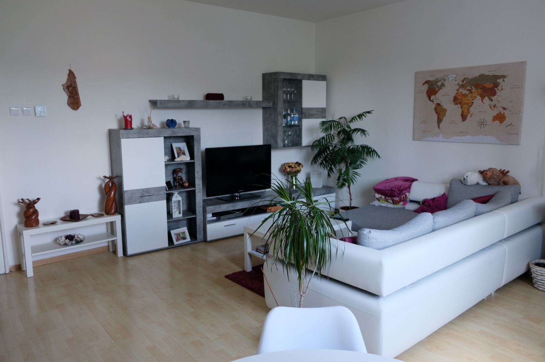 Pronájem bytu 2+1 64 m² — photo 2