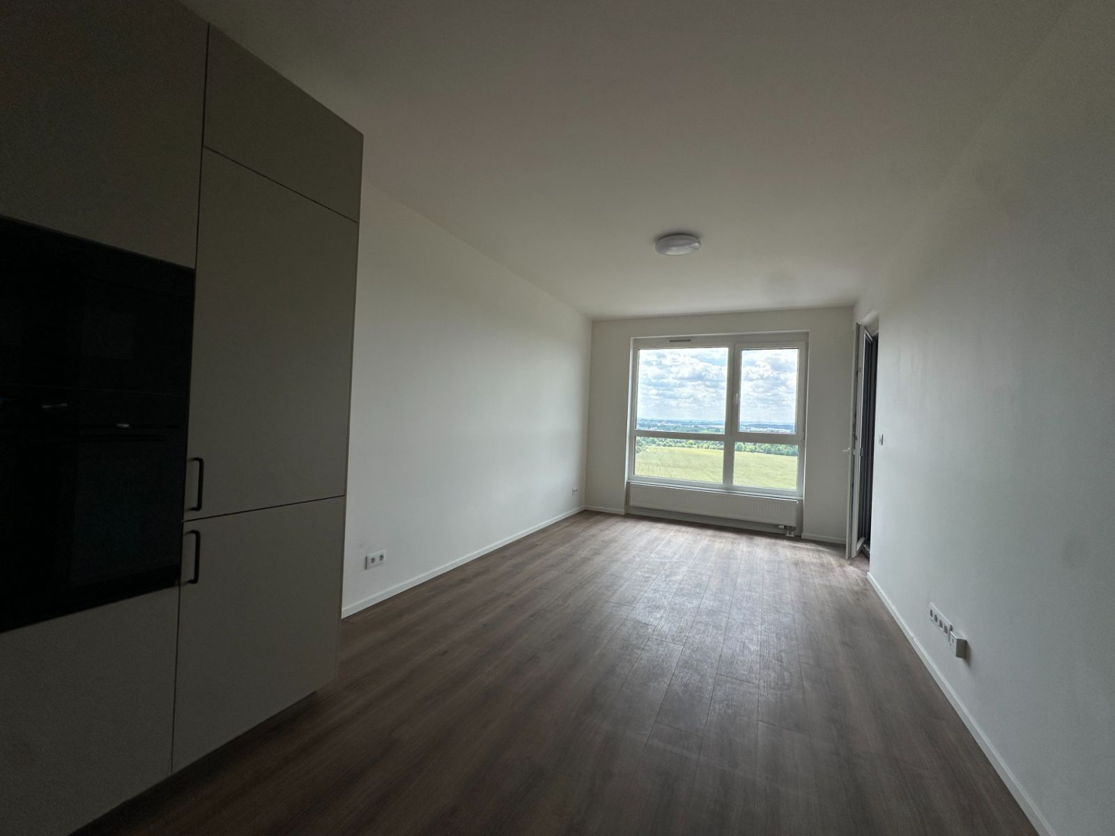 Pronájem bytu 2+kk 50 m² — photo 3