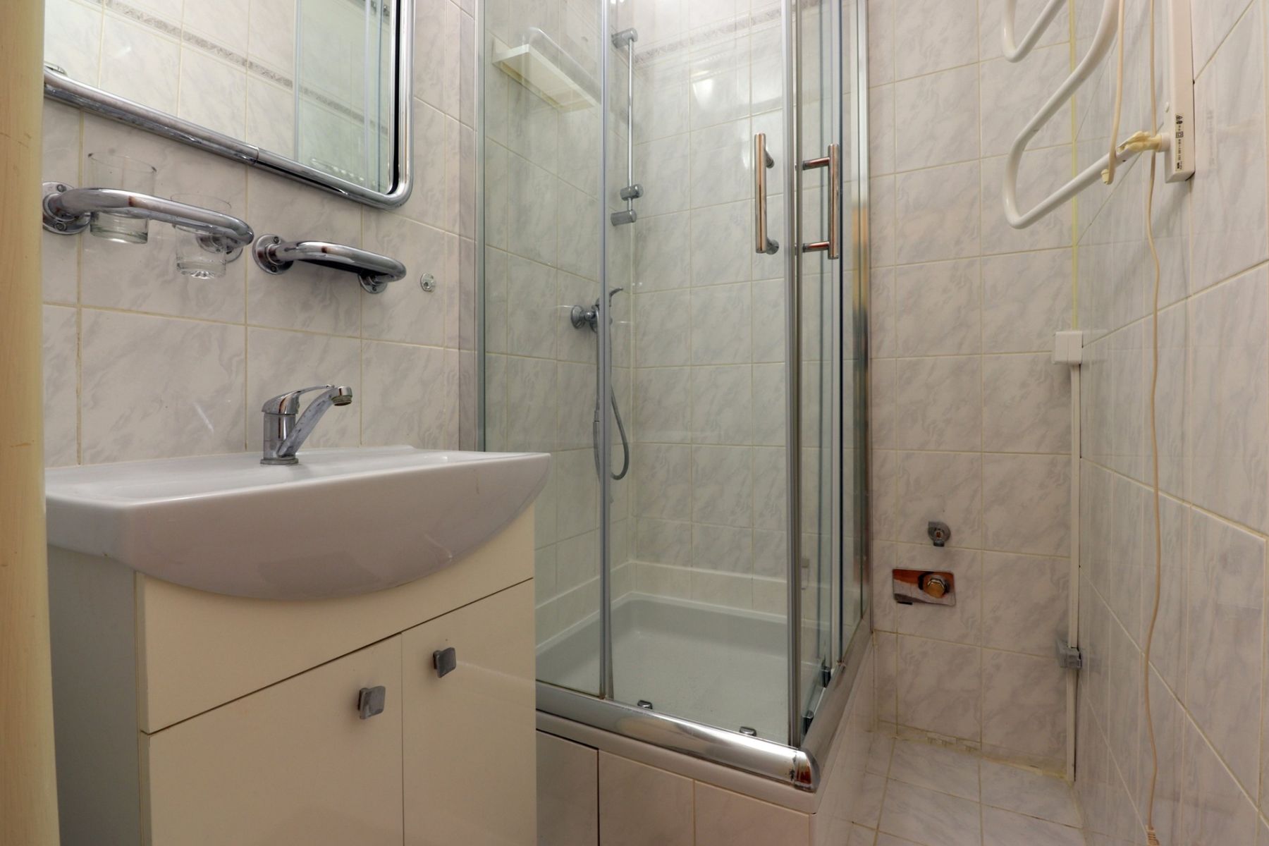 Pronájem bytu 1+kk 43 m², Slaný – náhled fotky 4