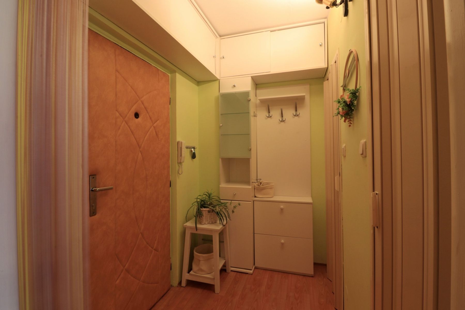 Pronájem bytu 1+kk 43 m², Slaný – náhled fotky 7