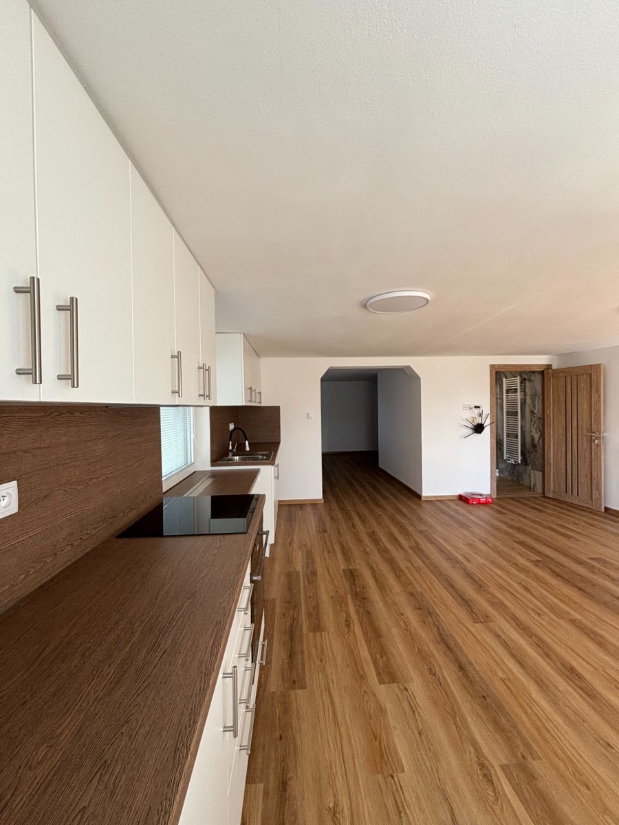 Pronájem bytu 3+kk 60 m²