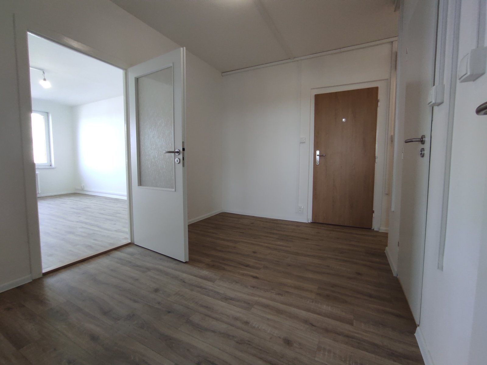 Pronájem bytu 3+1 67 m², Orlová – náhled fotky 16