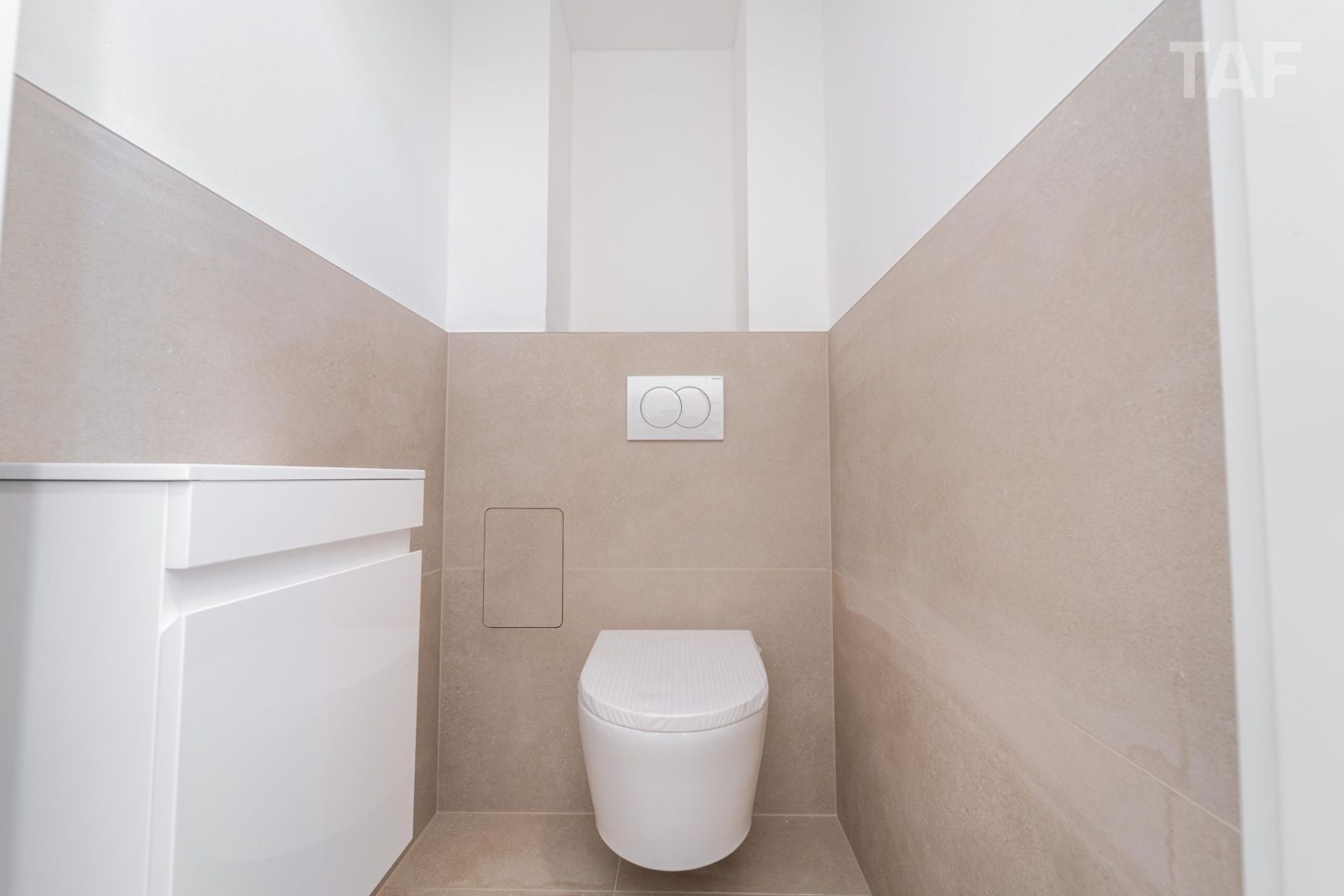 Prodej bytu 1+1 45 m², Praha – náhled fotky 8