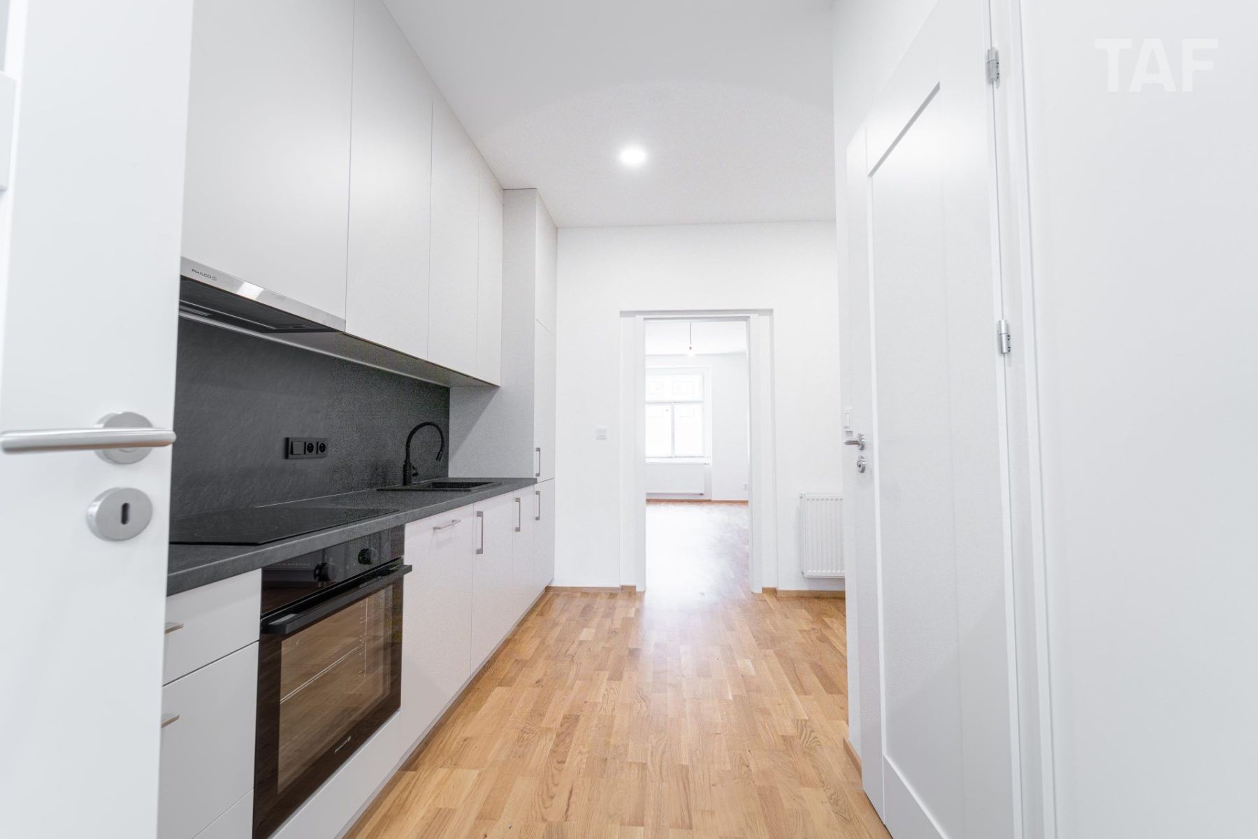 Prodej bytu 1+1 45 m², Praha – náhled fotky 6