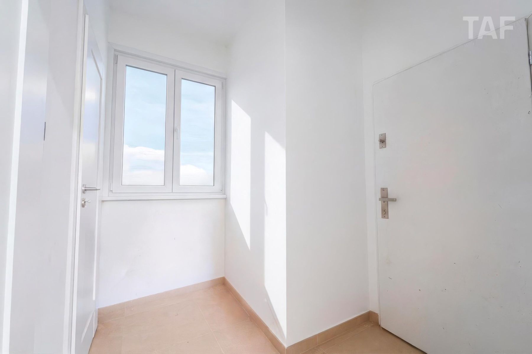 Prodej bytu 1+1 47 m², Praha – náhled fotky 9