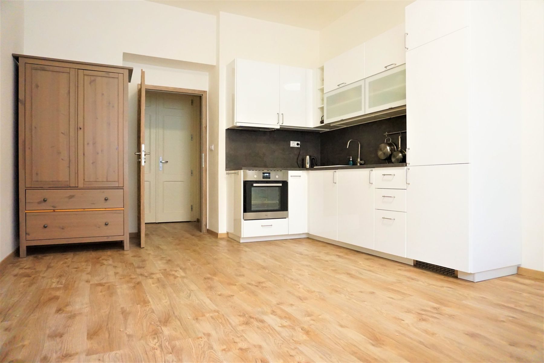 Pronájem bytu 1+kk 29 m²